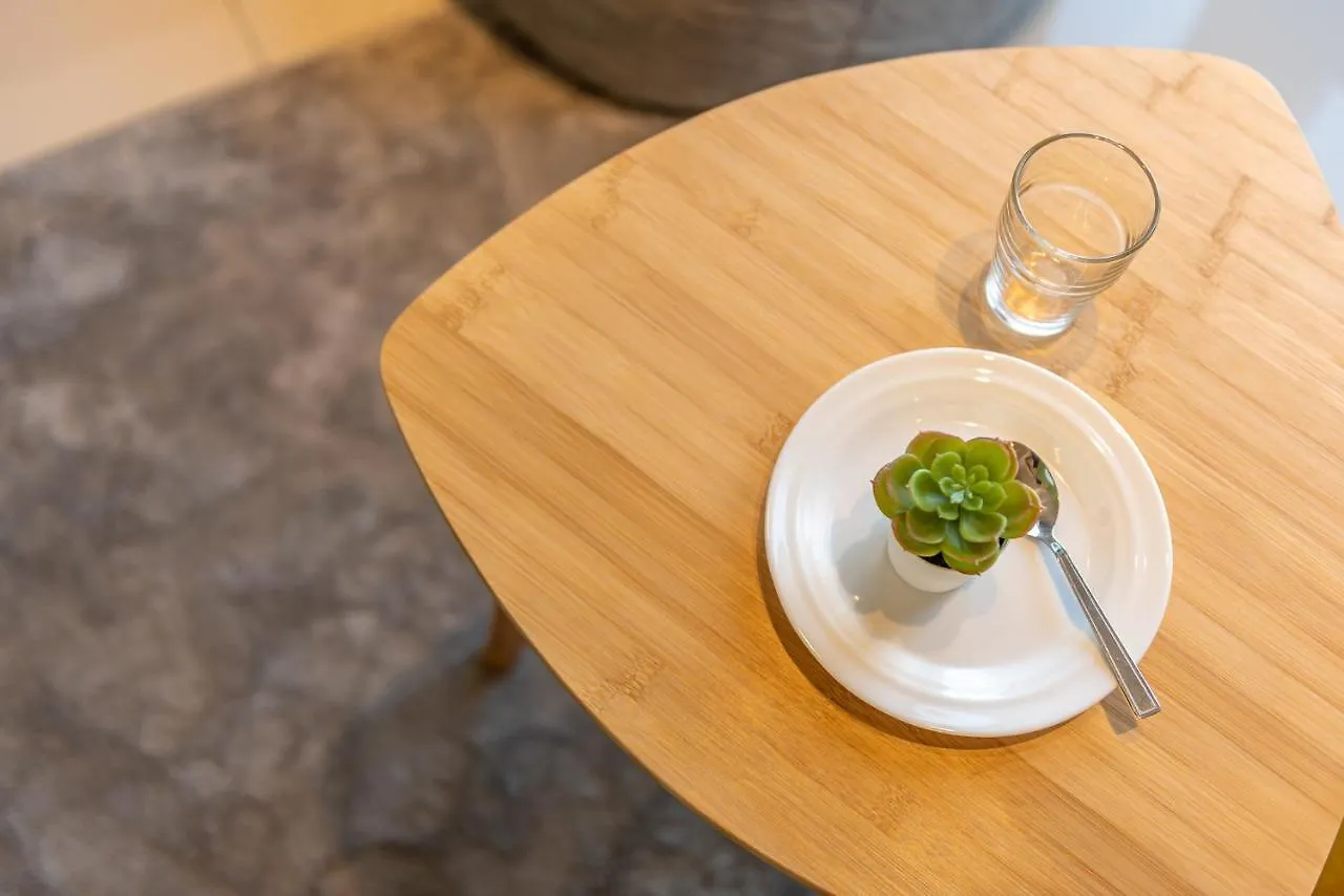 Momento Stay Georgetown 10Pax 乔治市中心-海景房seaview Room Apartment